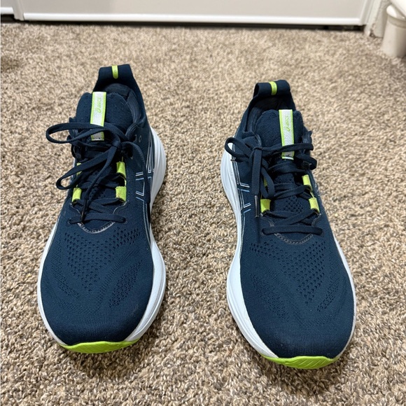 ASICS GEL-NIMBUS 26 Navy and Lime Running Shoes - Picture 2 of 8